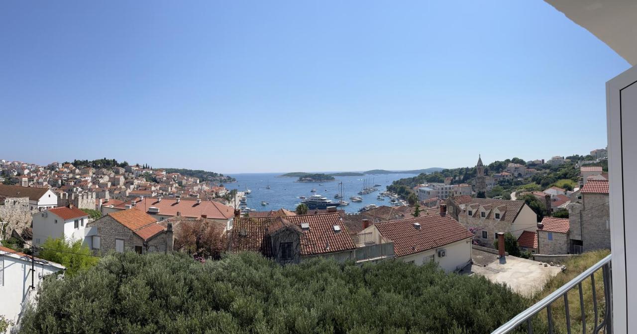 Apartment Old Town Hvar Sea View